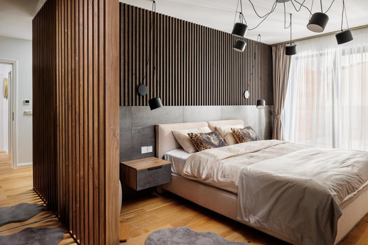 Pure Living Apartment W. Private Parking Braşov Exterior foto