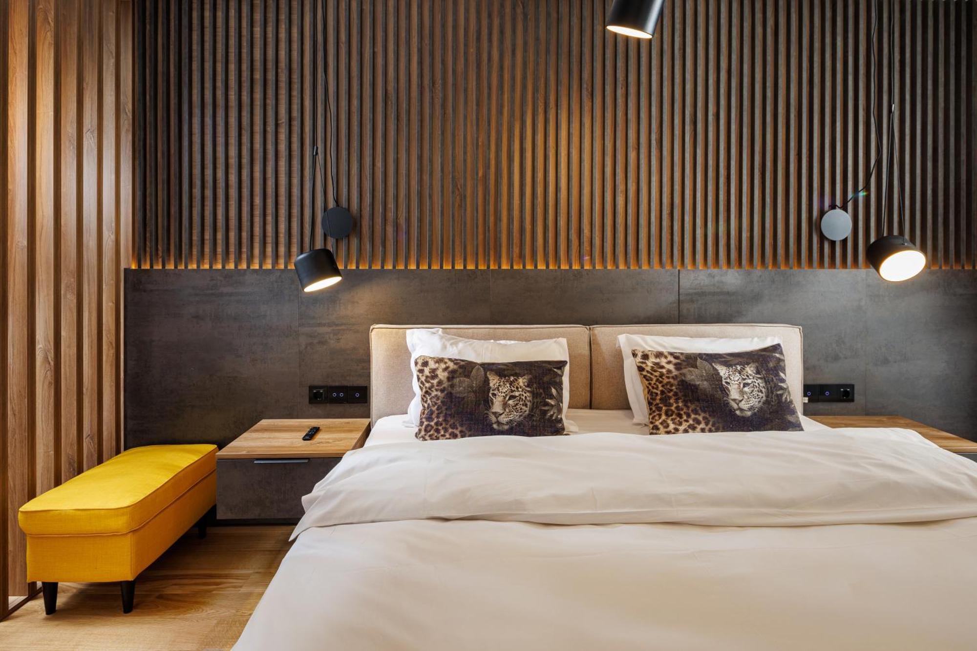 Pure Living Apartment W. Private Parking Braşov Exterior foto